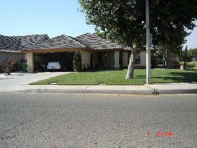 01 Front House JPG